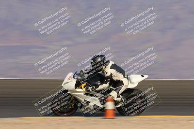 media/Dec-17-2022-SoCal Trackdays (Sat) [[224abd9271]]/Turn 12 Inside Distant (1025am)/